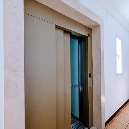 M-odern Apartment